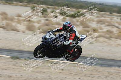 media/Nov-15-2025-Race Pace (Sat) [[8de605a2d8]]/Verified Riders/Turn 9 Inside (950am)/